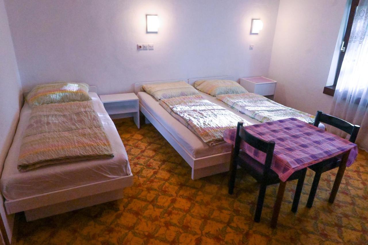 Apartamento Sobe Grajska Bled Exterior foto